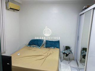 Casa à venda em Itapuã