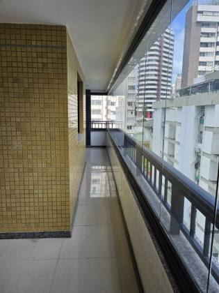 Apartamento Para Vender com 2 quartos 1 suítes no bairro Jardim Apipema em Salvador