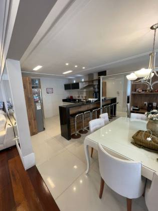 Apartamento Para Vender com 4 quartos 1 suítes no bairro Graça em Salvador