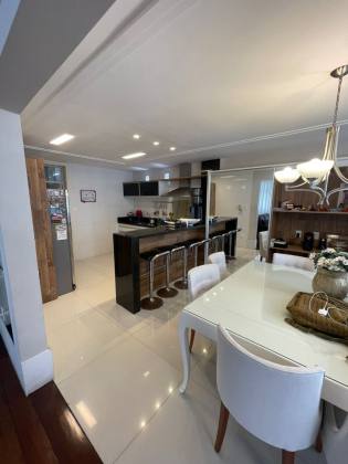 Apartamento Para Vender com 4 quartos 1 suítes no bairro Graça em Salvador