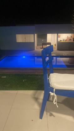 Casa de Condomínio Para Vender com 4 quartos 3 suítes no bairro Estrada do Côco em Camaçari