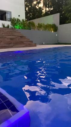 Casa de Condomínio Para Vender com 4 quartos 3 suítes no bairro Estrada do Côco em Camaçari