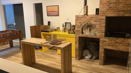 Casa de Condomínio Para Vender com 4 quartos 3 suítes no bairro Estrada do Côco em Camaçari