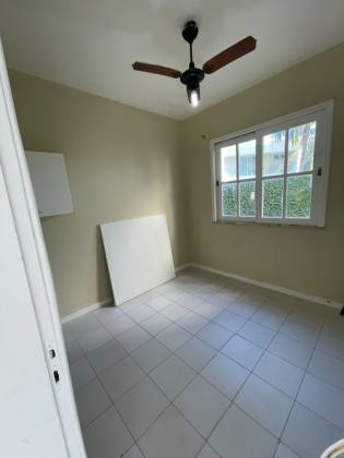 Casa de Condomínio Para Vender com 4 quartos 1 suítes no bairro Vilas do Atlântico em Lauro De Freitas