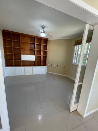 Casa de Condomínio Para Vender com 4 quartos 1 suítes no bairro Vilas do Atlântico em Lauro De Freitas