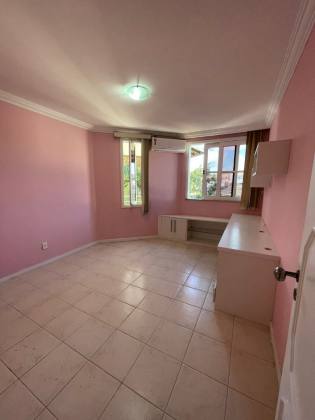 Casa de Condomínio Para Vender com 4 quartos 1 suítes no bairro Vilas do Atlântico em Lauro De Freitas