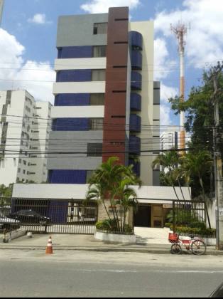 Sala Comercial Para Vender no bairro Imbuí em Salvador