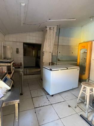 Loja Para Alugar no bairro Imbuí em Salvador