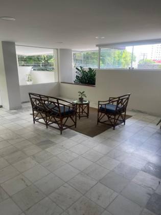 Apartamento Para Vender com 3 quartos 1 suíte no bairro Imbuí em Salvador