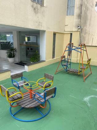 Apartamento Para Vender com 3 quartos 1 suíte no bairro Imbuí em Salvador