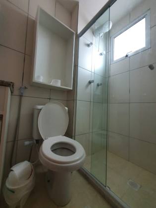 Apartamento Para Vender com 2 quartos 1 suíte no bairro Buraquinho em Lauro De Freitas