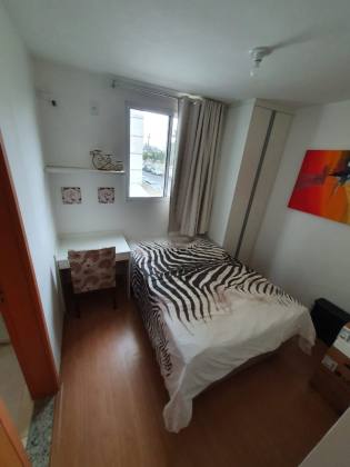 Apartamento Para Vender com 2 quartos 1 suíte no bairro Buraquinho em Lauro De Freitas