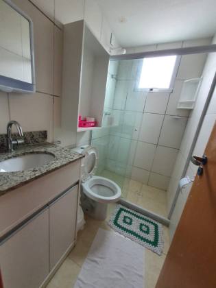 Apartamento Para Vender com 2 quartos 1 suíte no bairro Buraquinho em Lauro De Freitas