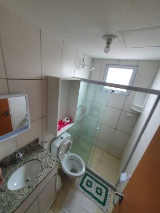 Apartamento Para Vender com 2 quartos 1 suíte no bairro Buraquinho em Lauro De Freitas