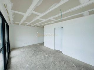 Apto 03 suítes em Jaguaribe, vista mar