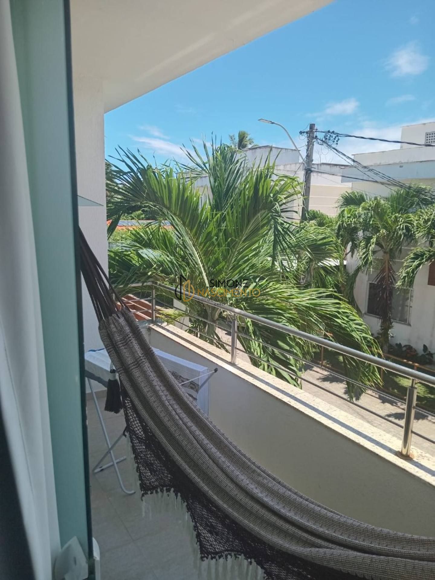 Casa 04 quartos com 03 suítes em Buraquinho