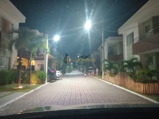 Casa 04 quartos com 03 suítes em Buraquinho