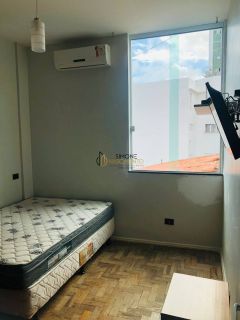 Apartamento 3 Quartos na Barra – Reformado e a Poucos Metros da Praia!