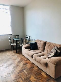 Apartamento 3 Quartos na Barra – Reformado e a Poucos Metros da Praia!