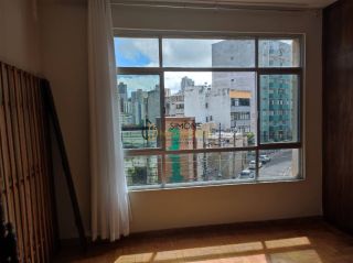 Apartamento 4 / 4 + Dependência e 1 suíte Graça em Salvador