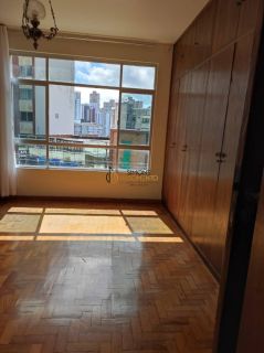 Apartamento 4 / 4 + Dependência e 1 suíte Graça em Salvador