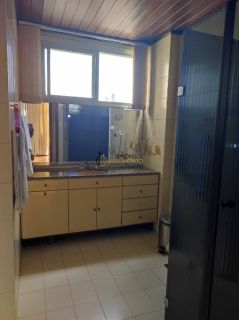 Apartamento 4 / 4 + Dependência e 1 suíte Graça em Salvador