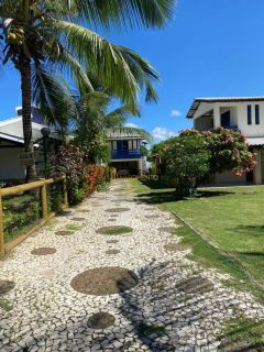 Casa de Condomínio 6 / 4 e 5 suítes Guarajuba