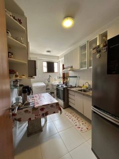 Apartamento 3 /4 e 1 suíte Imbuí