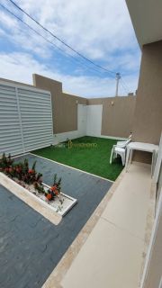 Casa duplex 04 quartos com 03 suítes em condomínio