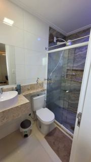 Casa duplex 04 quartos com 03 suítes em condomínio