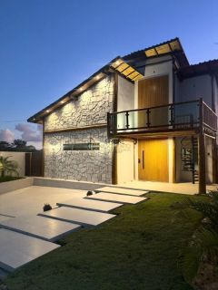 Casa de Condomínio Fazenda Real  Para Vender com 4 quartos 01 suítes no bairro  em Simões Filho