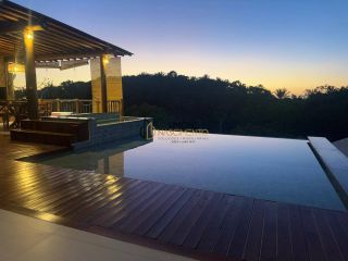 Casa de Condomínio Fazenda Real  Para Vender com 4 quartos 01 suítes no bairro  em Simões Filho