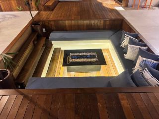 Casa de Condomínio Fazenda Real  Para Vender com 4 quartos 01 suítes no bairro  em Simões Filho