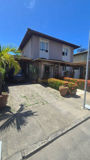 Casa de Condomínio 4 /4 e  2 suítes Piatã em Salvador