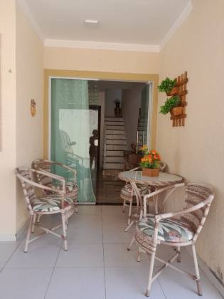 Casa de Condomínio Para Vender com 2 quartos 2 suítes no  Centro em Lauro De Freitas