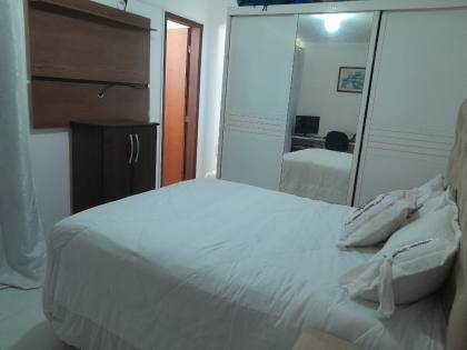 Casa de Condomínio Para Vender com 2 quartos 2 suítes no  Centro em Lauro De Freitas