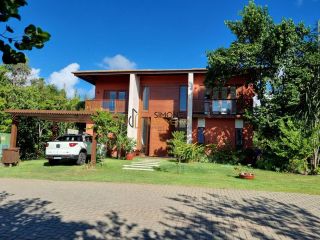 Casa de Condomínio 4 suítes Praia do Forte