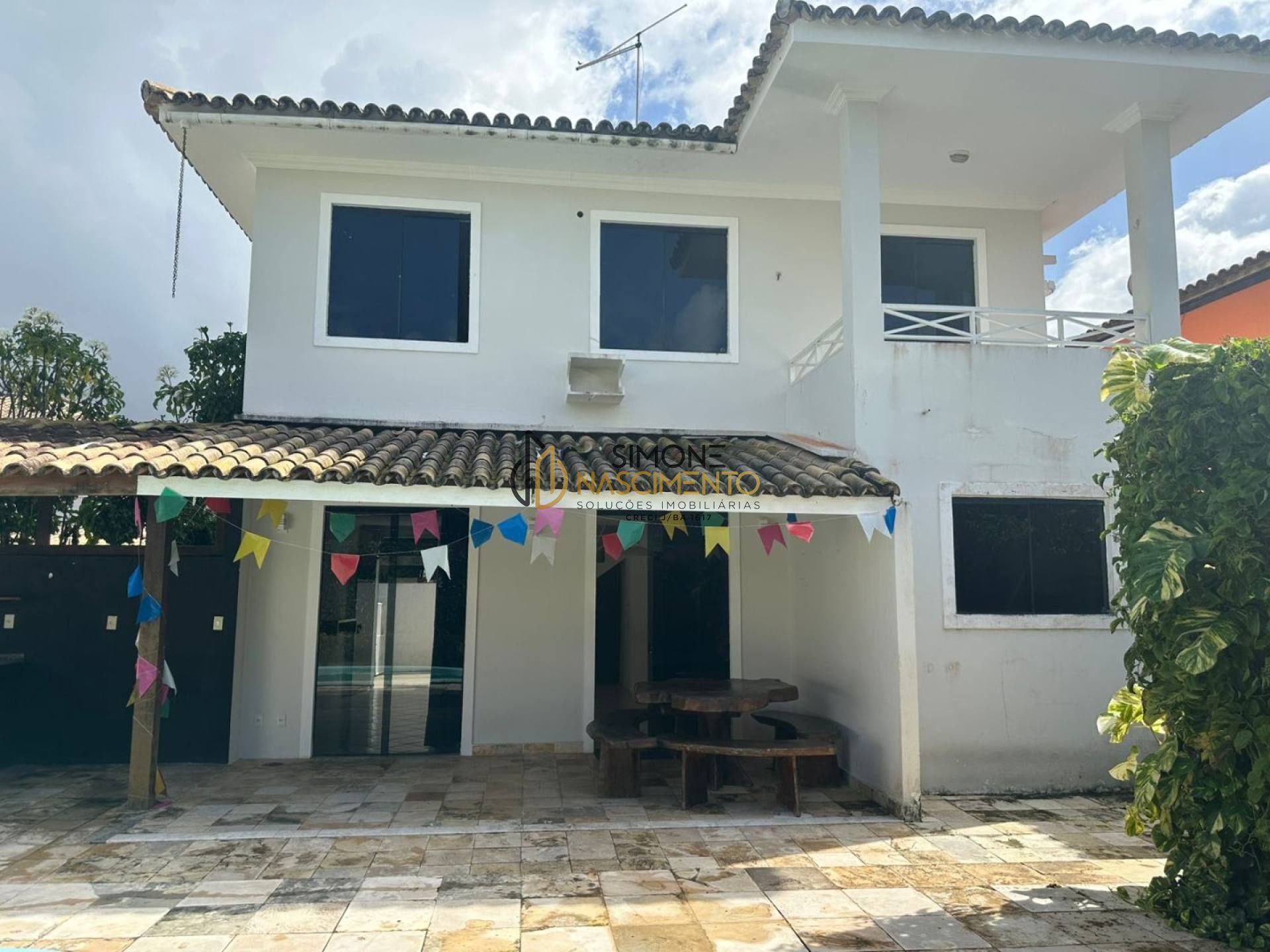 Casa de Condomínio 3 /4 e 1 suíte Buraquinho