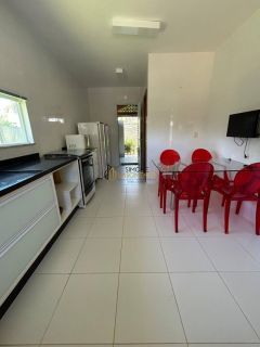 Casa de Condomínio 5 /4 e 2 suítes Barra do Jacuípe em Camaçari