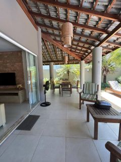 Casa de Condomínio 5 /4 e 2 suítes Barra do Jacuípe em Camaçari