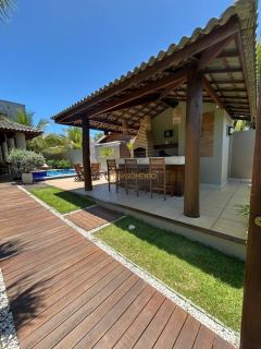 Casa de Condomínio 5 /4 e 2 suítes Barra do Jacuípe em Camaçari