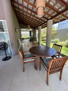 Casa de Condomínio 5 /4 e 2 suítes Barra do Jacuípe em Camaçari