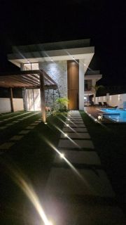 MANSÃO EM GUARAJUBA com 7 Suítes