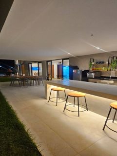 MANSÃO EM GUARAJUBA com 7 Suítes