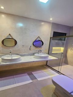 MANSÃO EM GUARAJUBA com 7 Suítes