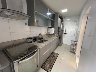 Apartamento 3/4 e  2 suítes Vitória  em Salvador