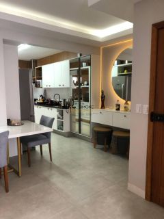 Apartamento Para Vender 3 suítes Porteira Fechada  Recreio de Ipitanga