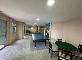 APARTAMENTO 2 QUARTOS COM SUÍTE E VARANDA EM LAURO DE FREITAS