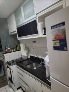 APARTAMENTO 2 QUARTOS COM SUÍTE E VARANDA EM LAURO DE FREITAS