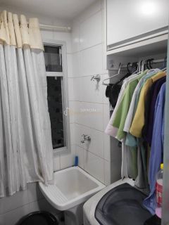 APARTAMENTO 2 QUARTOS COM SUÍTE E VARANDA EM LAURO DE FREITAS